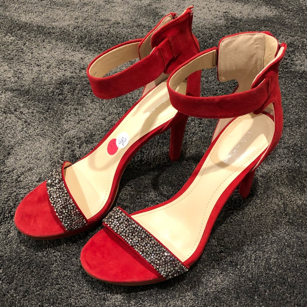 Calvin Klein NWT red suede heels